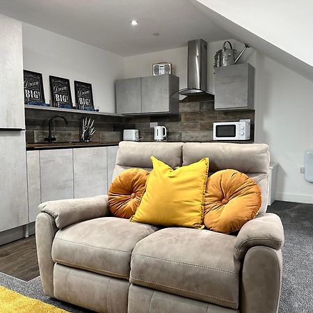 Vibrant Apartments Close To City Centre Cardiff Ngoại thất bức ảnh