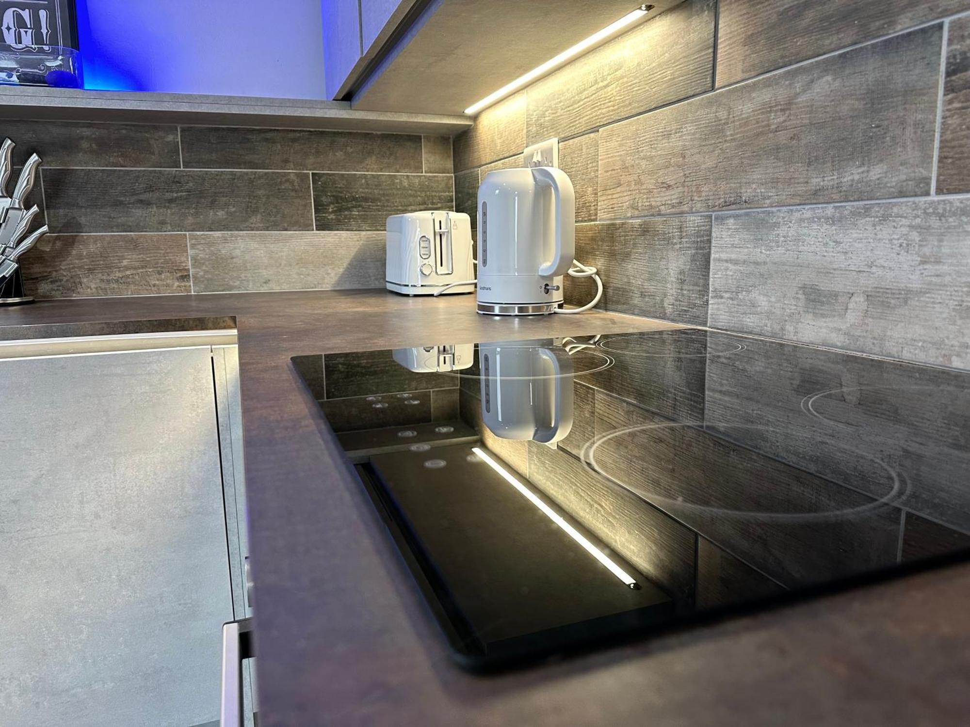 Vibrant Apartments Close To City Centre Cardiff Ngoại thất bức ảnh