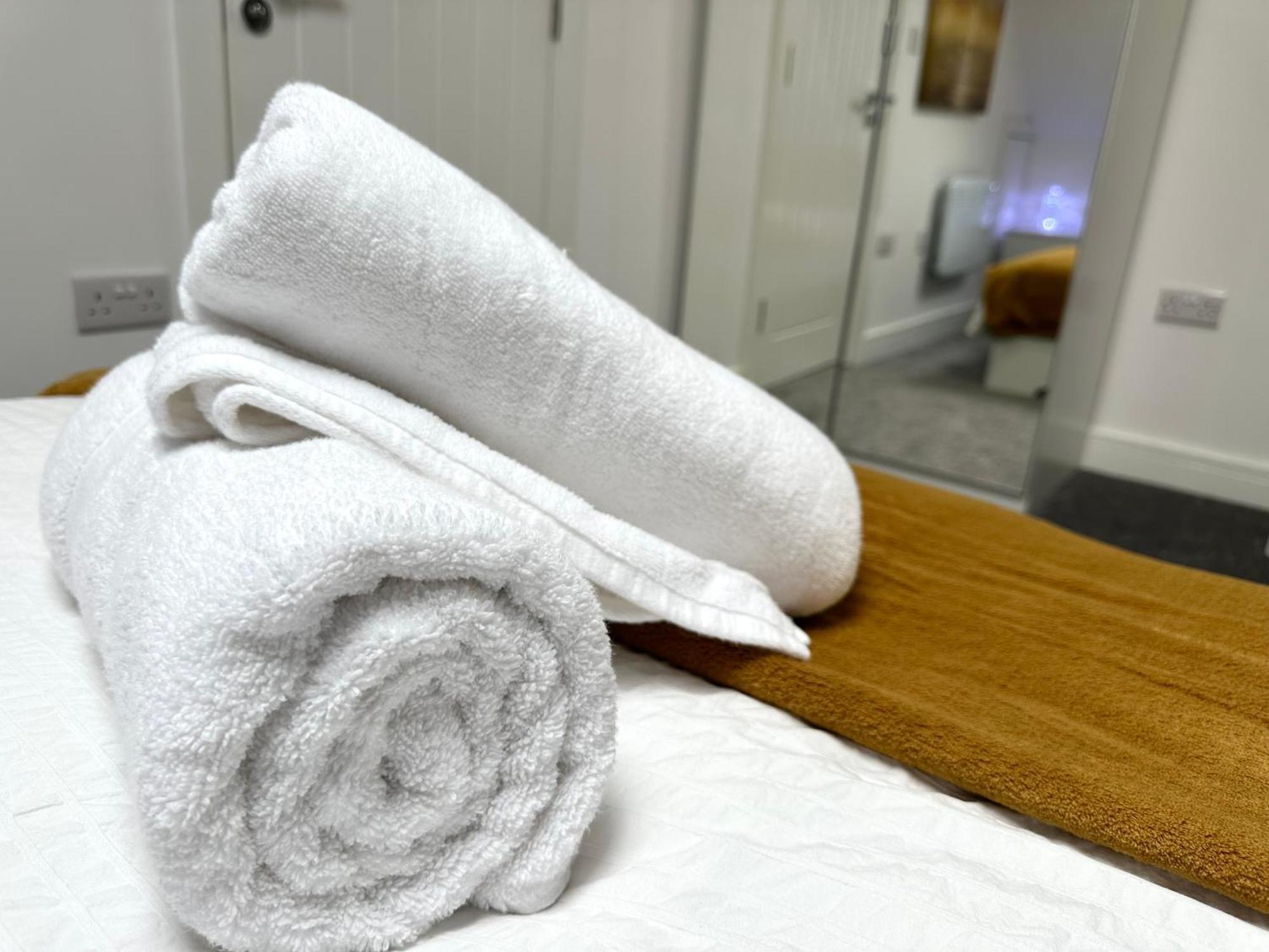 Vibrant Apartments Close To City Centre Cardiff Ngoại thất bức ảnh